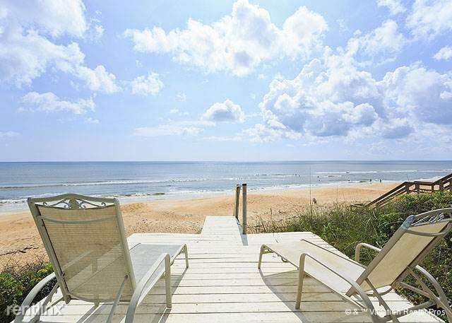 Building Photo - 3199 N Oceanshore Blvd