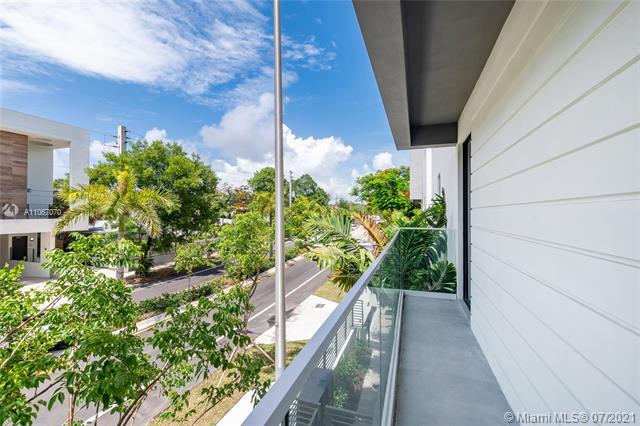 Building Photo - 3262 Bird Ave