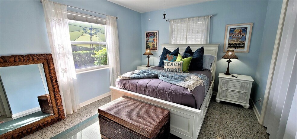 Building Photo - 403 32nd St