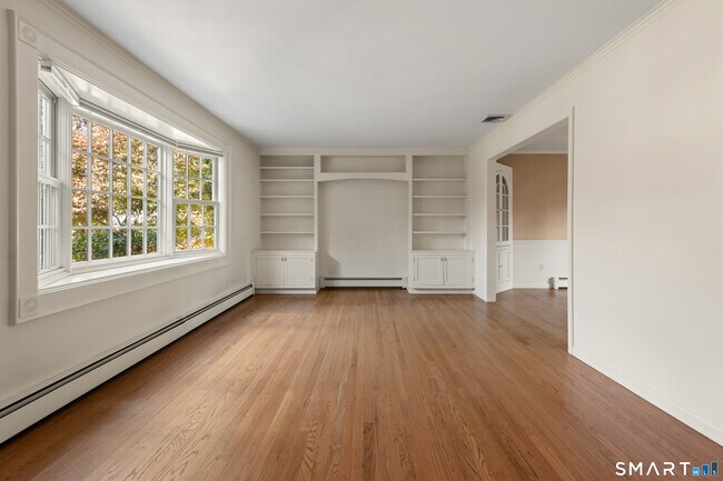 Building Photo - 56 Drake Ln