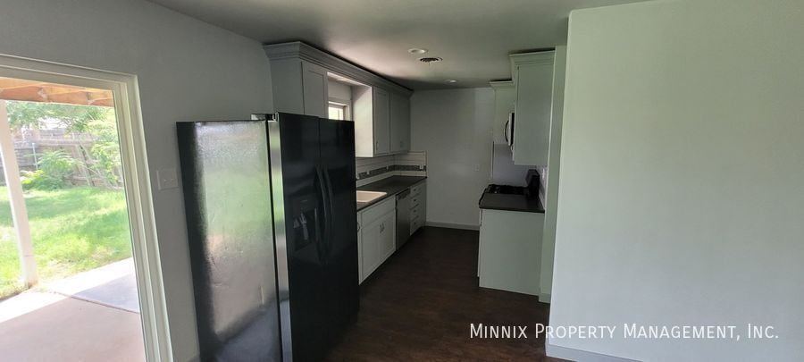 Building Photo - 5403 13th St