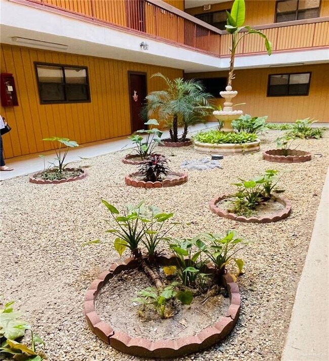 Building Photo - 421 Jose Marti Blvd