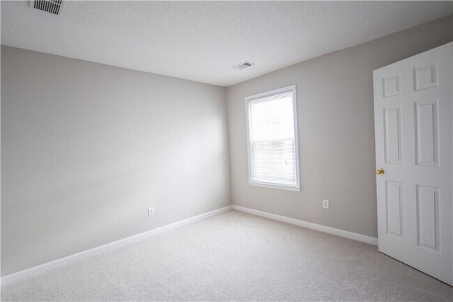 Building Photo - 4113 Glenaire Way NW