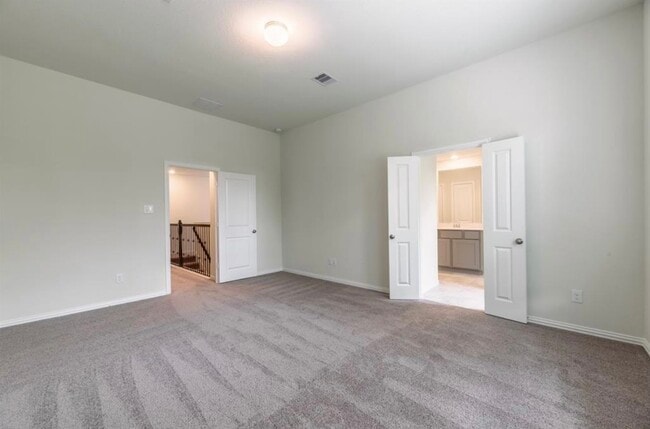 Building Photo - 711 Embercove Dr