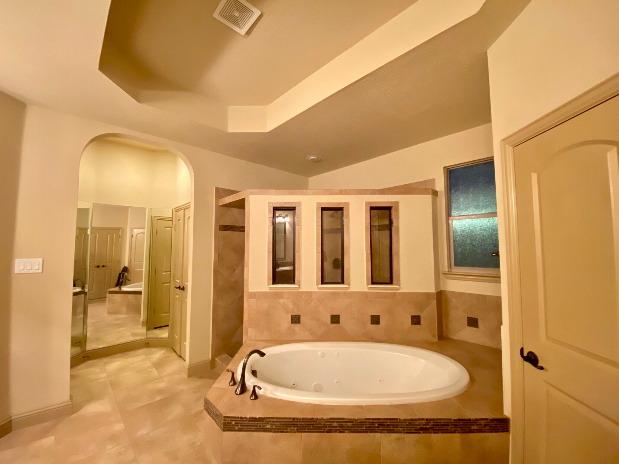 Building Photo - 2752 Waters Edge Dr