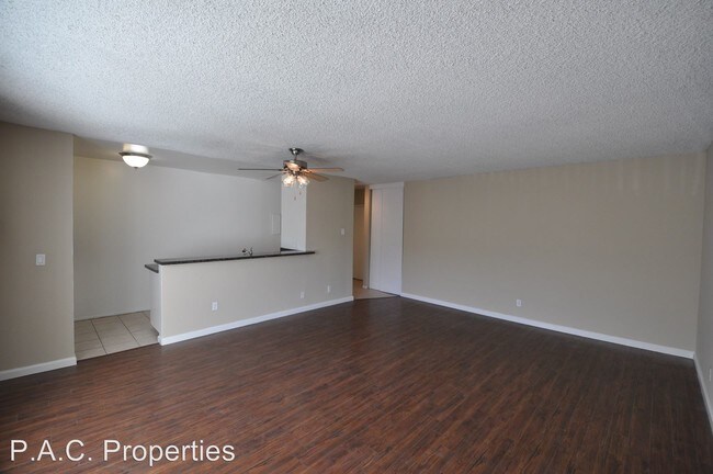 Building Photo - 4414 Woodman Ave