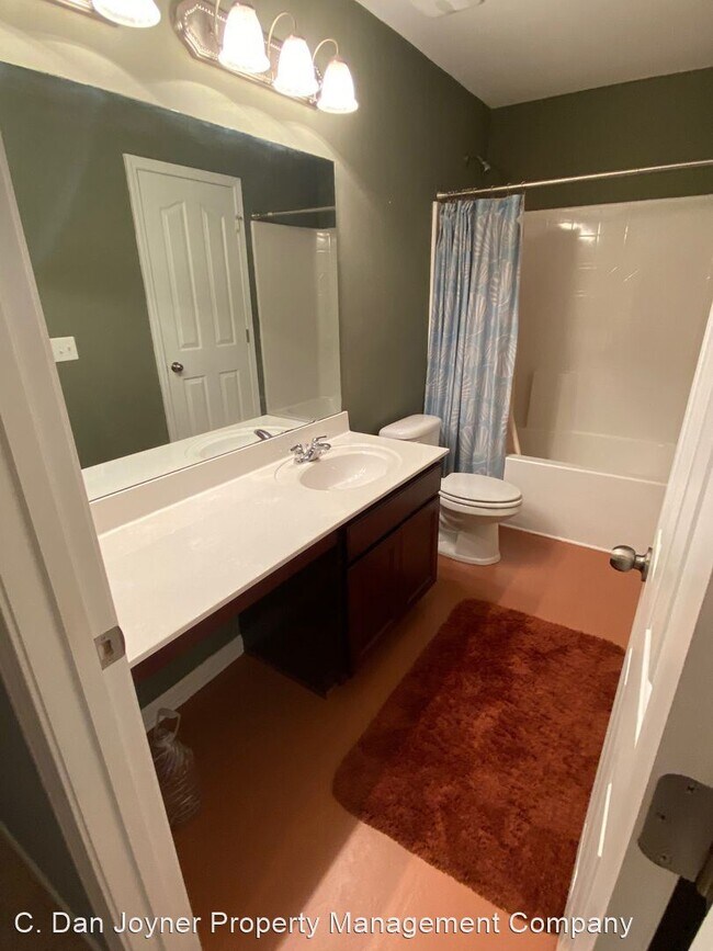 Building Photo - 3 br, 2.5 bath House - 312 Engelmann Lane