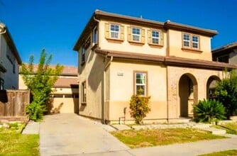 Building Photo - Newly Remodeled 3-Bed Home in Lathrop