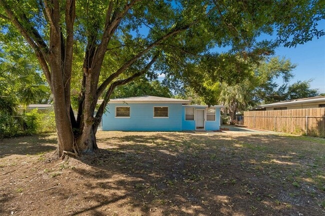 Building Photo - 5857 4th Ave N