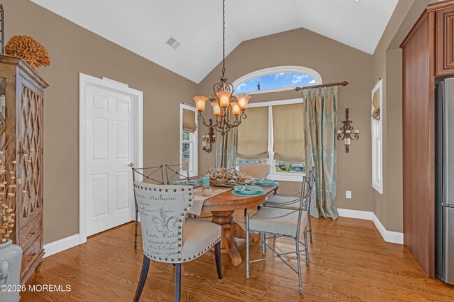 Building Photo - 11 Luppatatong Ave