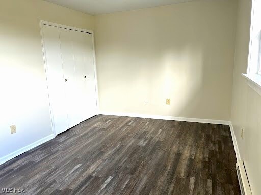 Building Photo - 405 Colonial Dr