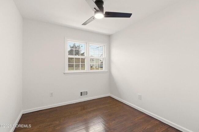 Building Photo - 1041 Mulberry Pl
