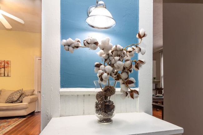 Building Photo - 737 3rd Ave