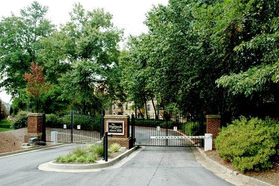 Gated complex - 1108 Highland Bluff Dr SE