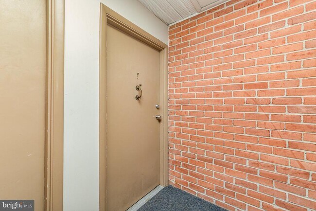 Building Photo - 222 Timber Trail