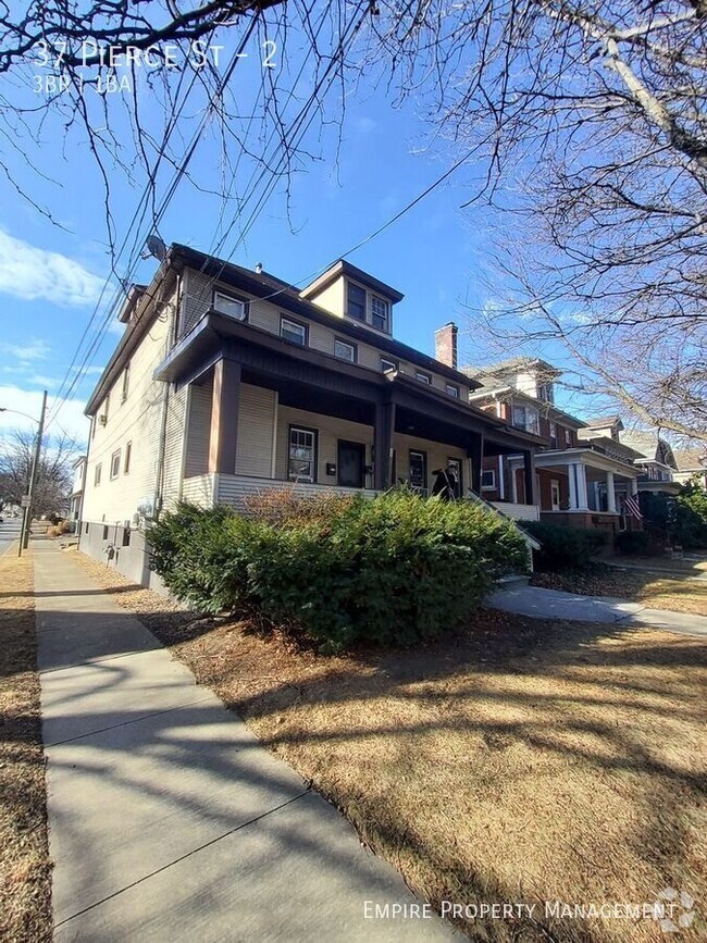 Building Photo - 37 Pierce St