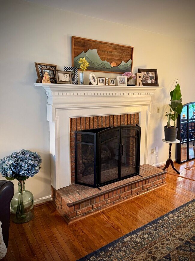 Building Photo - 117 Ashley Rd