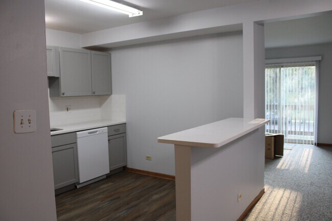 Building Photo - 1003 Spruce St