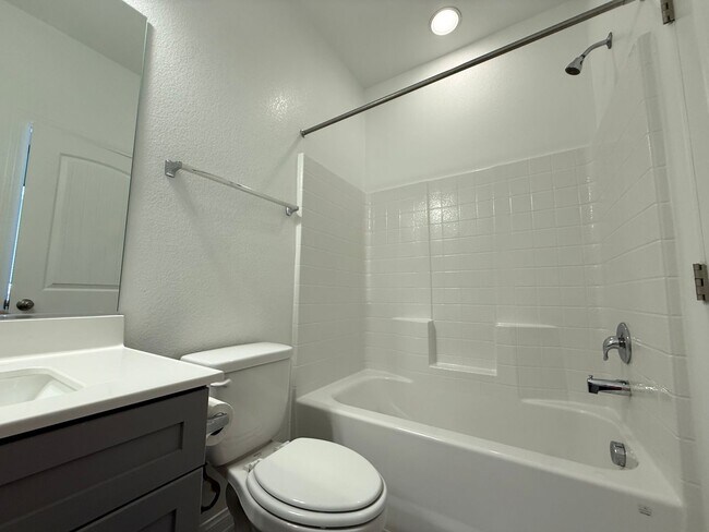 Building Photo - Brand-New 4-Bedroom Home in Cadence with Mountain Views & Modern Upgrades