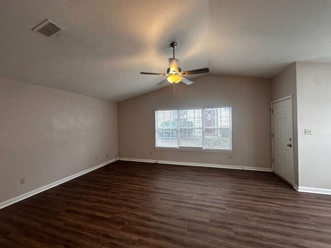 Building Photo - 7345 Hollis St