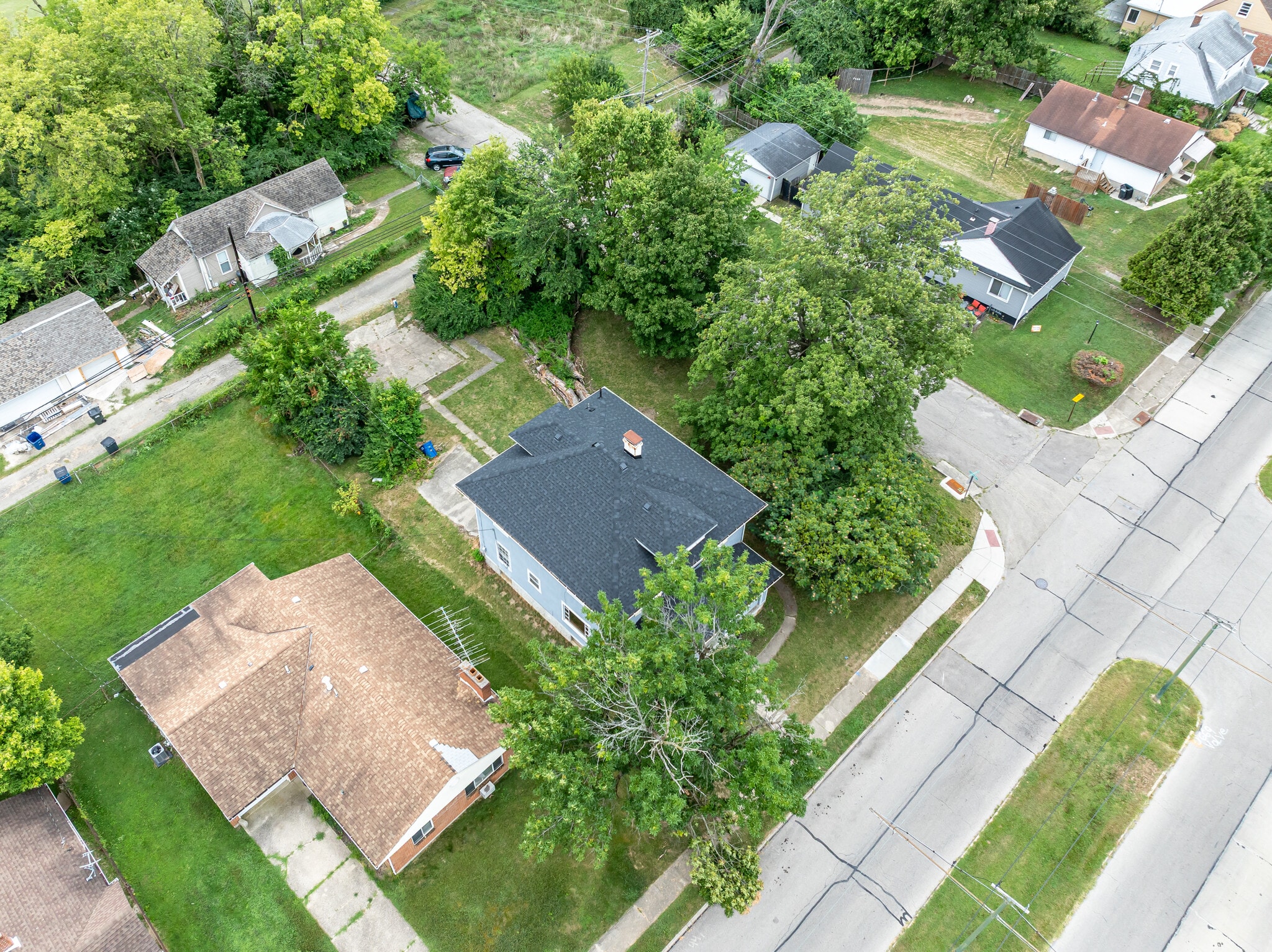 Building Photo - 3124 Lakeview Ave