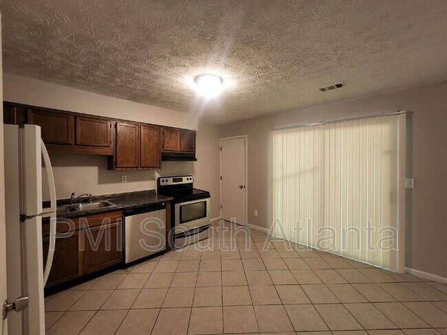 Building Photo - 107 Spring Ct