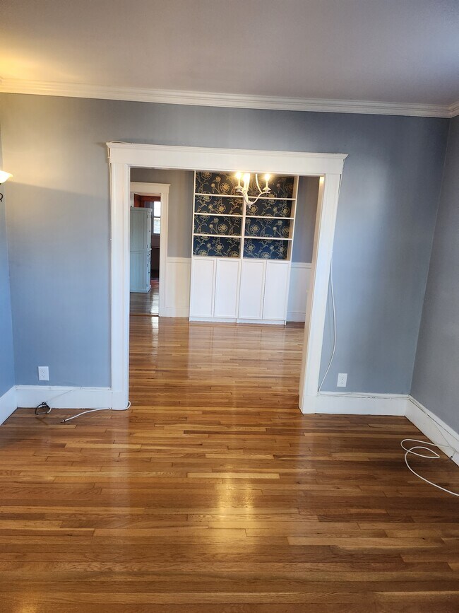 Building Photo - 76 Dudley St