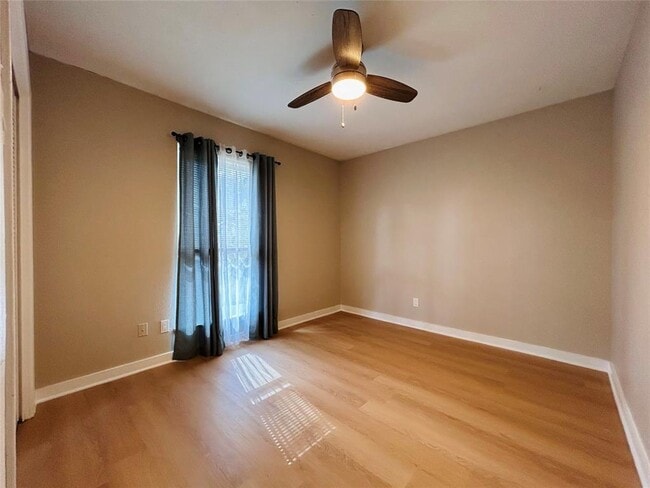 Building Photo - 2608 Cypress Ln