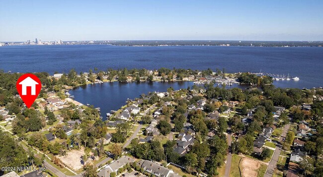 Building Photo - 5054 Pirates Cove Rd