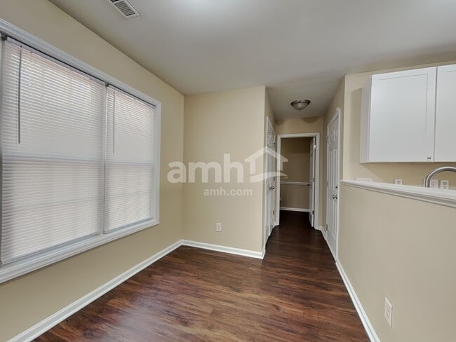 Building Photo - 815 Turmeric Ln