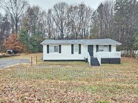 Building Photo - 6521 Rumple Rd