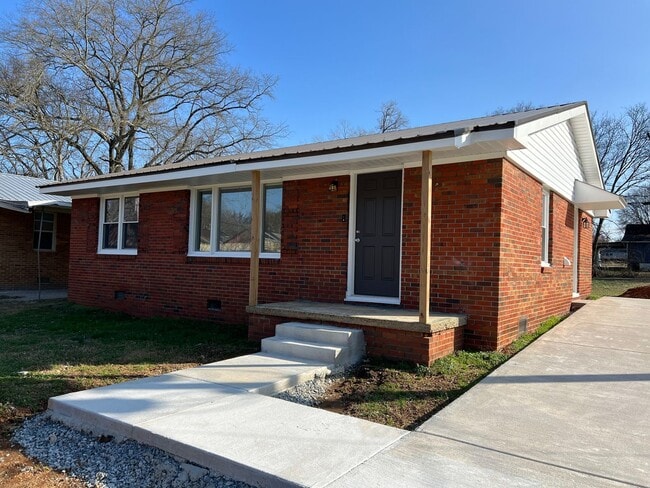 Building Photo - Marion