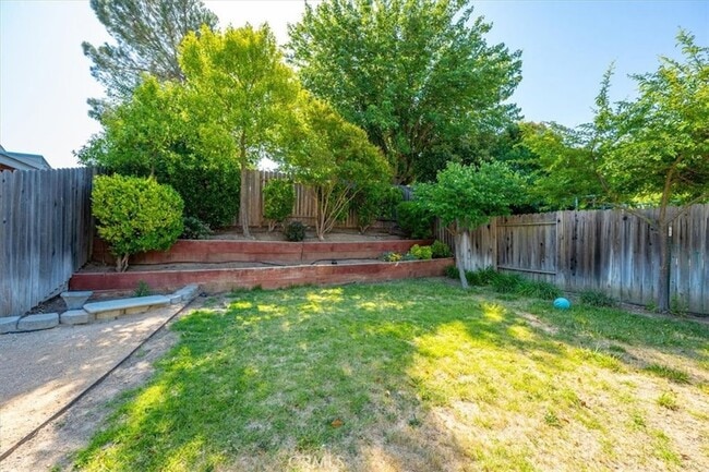 Building Photo - 836 Casals Dr