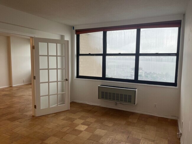 Building Photo - 7004 BLVD E