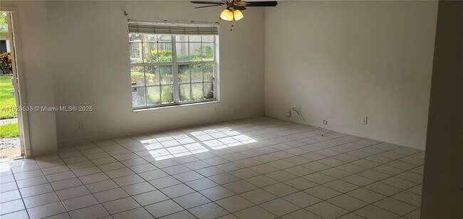 Building Photo - 3937 NW 122nd Terrace