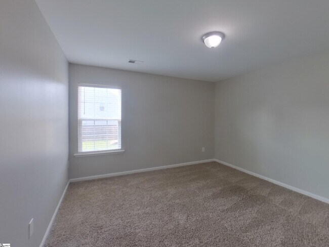 Building Photo - 774 Markham Cir