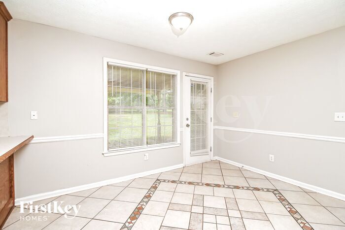 Building Photo - 270 Rosewood Cir