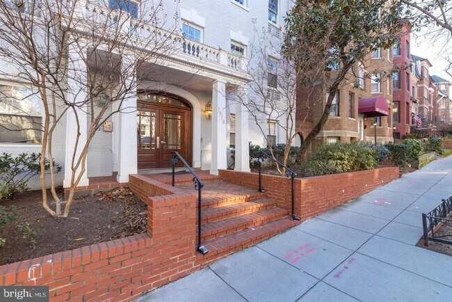 Building Photo - 1816 Kalorama Rd NW