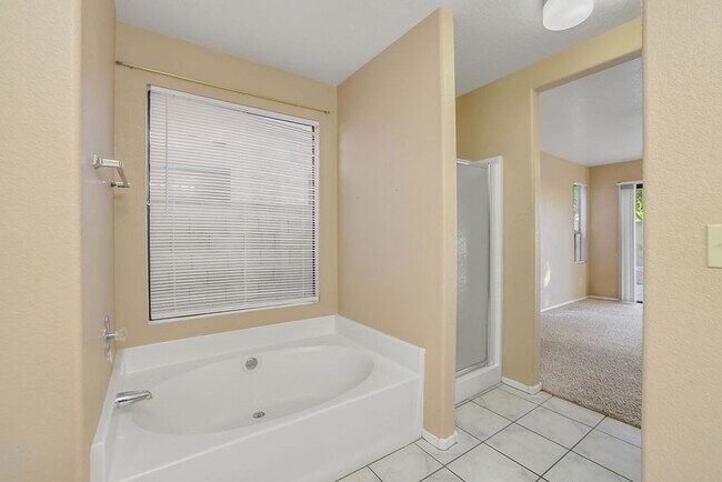 Building Photo - Beautiful Ahwatukee Home!