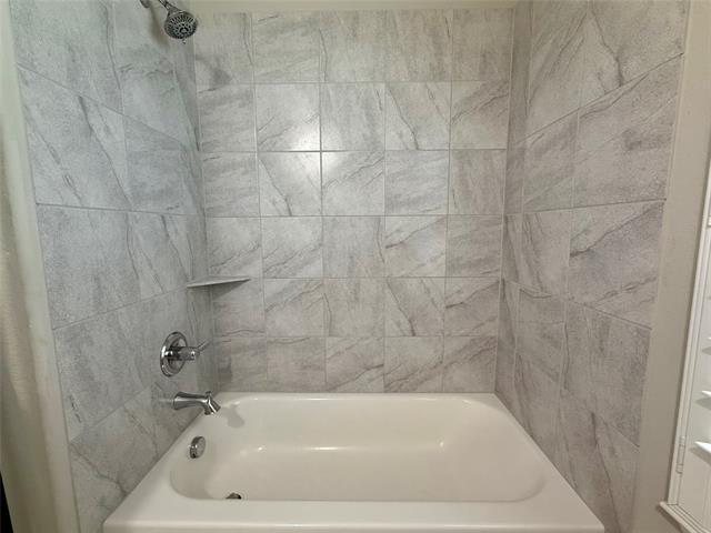 Building Photo - 509 Lomax Ln