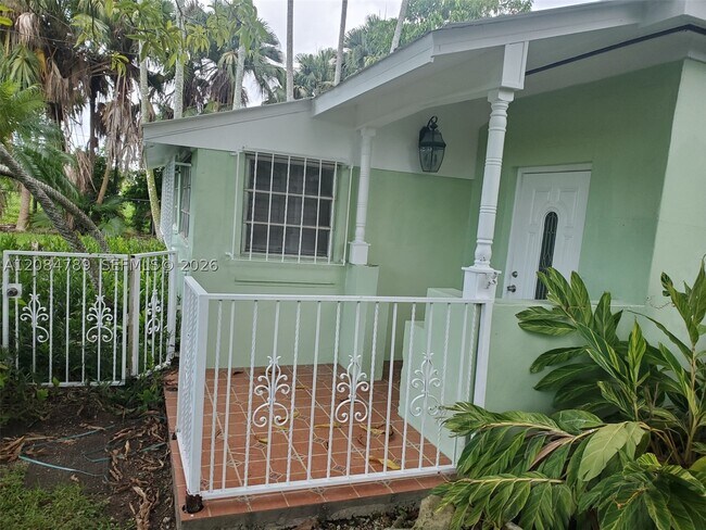 Building Photo - 36490 SW 192nd Ave