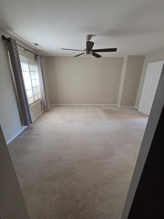 Building Photo - 422 Cary Woods Cir