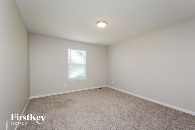 Building Photo - 476 Timber Valley Trail