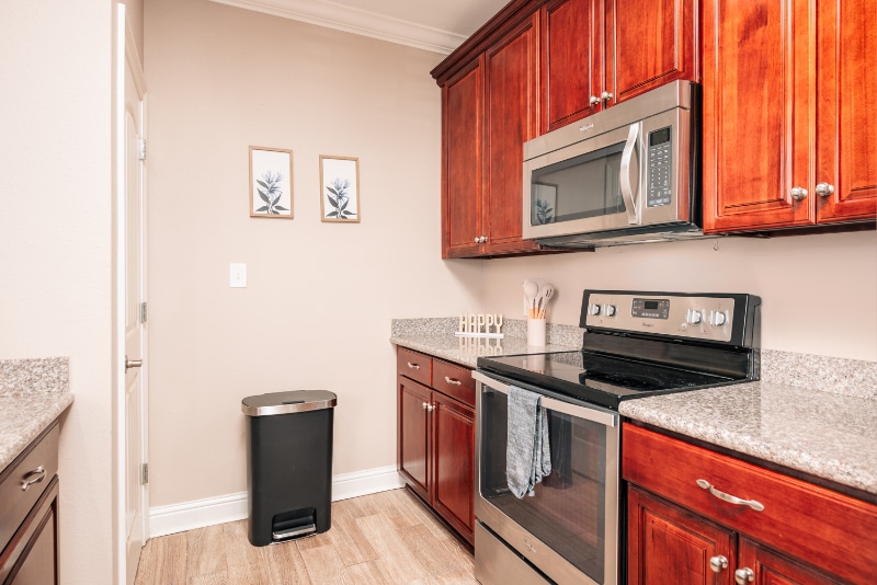 Building Photo - 921 Muirfield Dr