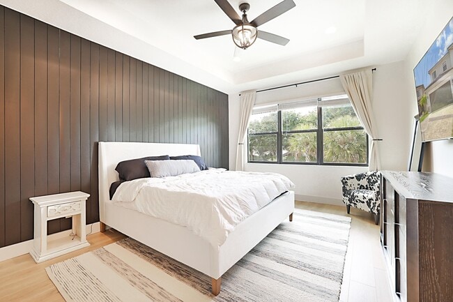 Building Photo - 6151 Yerba Buena Ct