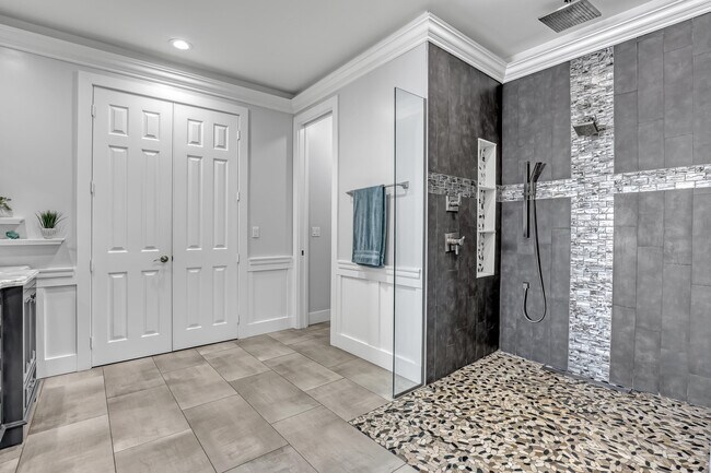 Building Photo - 1436 Stonehaven Estates Dr