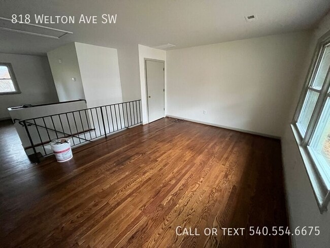 Building Photo - 818 Welton Ave SW
