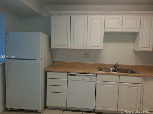 Building Photo - 20850 San Simeon Way