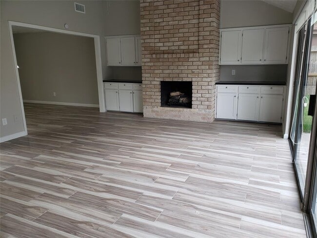 Building Photo - 9122 Chesney Downs Dr