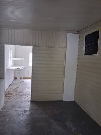 Building Photo - 1920 E 151st Ave